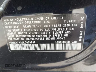 2019 Volkswagen Passat 2.0T Wolfsburg Edition with VIN 1VWLA7A30KC009646, listed as a IAAI auction lot 39842320 with 101,006 mi miles. Bid and sale history available at carsss.com. Image 9.