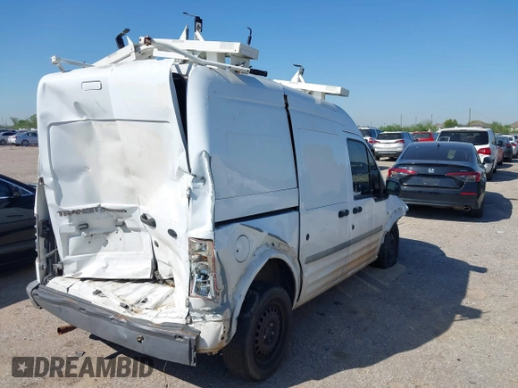 2010 Ford Transit Connect XL z VIN NM0LS7AN8AT020763, wystawiony jako IAAI lot #41840862 z przebiegiem 163 796 mil mil oraz . Historia ofert i sprzedaży dostępna na DreamBid. Obrazek 4.