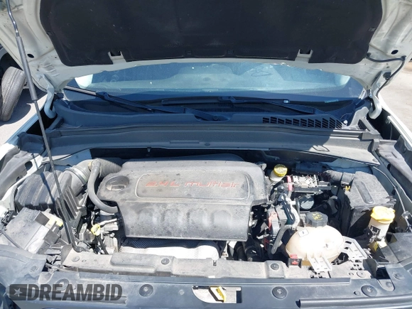 2017 Jeep Renegade Latitude with VIN ZACCJBBB8HPG52343, listed as a IAAI auction lot 42358909 with 101,348 mi miles and . Bid and sale history available at DreamBid. Image 10.