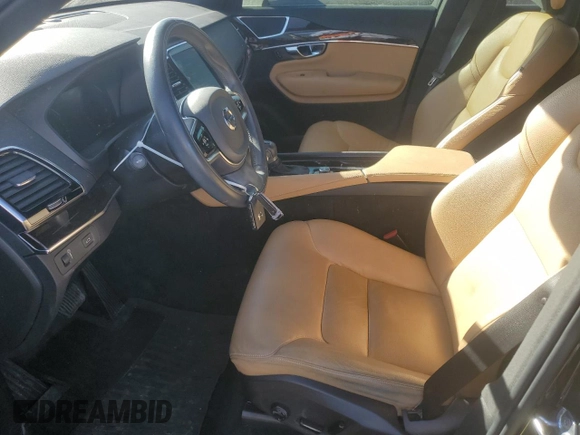 2016 Volvo XC90 T6 Momentum with VIN YV4A22PK8G1046873, listed as a Copart auction lot 46124275 with 68,368 mi miles and Salvage Title. Bid and sale history available at DreamBid. Image 7.