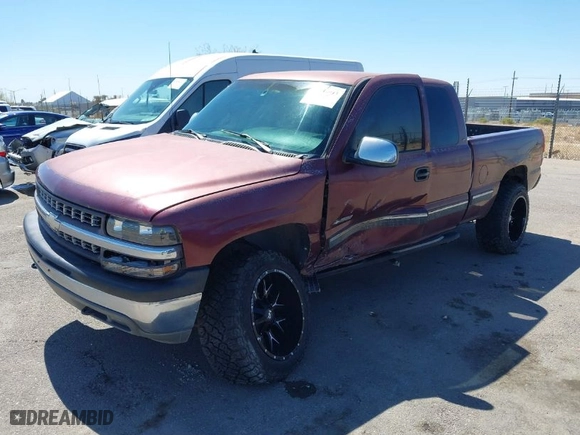 1999 Chevrolet Silverado 1500 LS with VIN 2GCEK19T2X1250583, listed as a IAAI auction lot 41858943 with 267,610 mi miles. Bid and sale history available at carsss.com. Image 2.