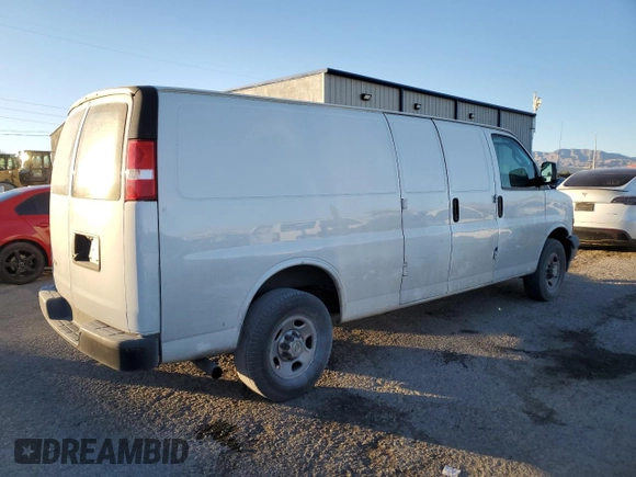 2021 Chevrolet Express Cargo with VIN 1GCWGBFP6M1268993, listed as a Copart auction lot 79764904 with 66,600 mi miles and Salvage title. Bid and sale history available at DreamBid. Image 3.