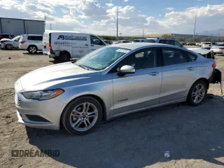2018 Ford Fusion SE z VIN 3FA6P0LU7JR139974, wystawiony jako Copart lot #69819394 z przebiegiem 164 123 mil mil oraz Szkoda całkowita • Salvage title. Historia ofert i sprzedaży dostępna na DreamBid. Obrazek 1.