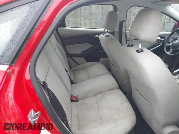 2012 Ford Focus SEL with VIN 1FAHP3H25CL162575, listed as a IAAI auction lot 42018674 with 237,745 mi miles. Bid and sale history available at carsss.com. Image 8.
