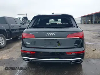 2024 Audi Q5 S line Premium z VIN WA1GAAFY0R2145033, wystawiony jako IAAI lot #41817546 z przebiegiem 1 277 mil mil oraz . Historia ofert i sprzedaży dostępna na DreamBid. Obrazek 16.
