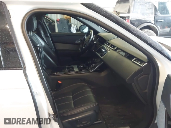 2018 Land Rover Range Rover Velar R-Dynamic SE with VIN SALYL2RVXJA712573, listed as a IAAI auction lot 42387427 with 147,011 mi miles and . Bid and sale history available at DreamBid. Image 5.