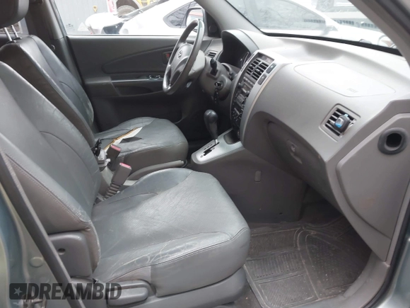 2006 Hyundai Tucson GLS with VIN KM8JN12D76U377059, listed as a IAAI auction lot 41953904 with 92,213 mi miles. Bid and sale history available at carsss.com. Image 5.