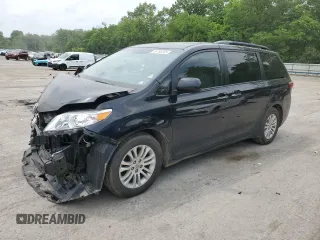2016 Toyota Sienna XLE with VIN 5TDYK3DC0GS726175, listed as a Copart auction lot 59798305 with 102,442 mi miles and Salvage title. Bid and sale history available at DreamBid. Image 1.