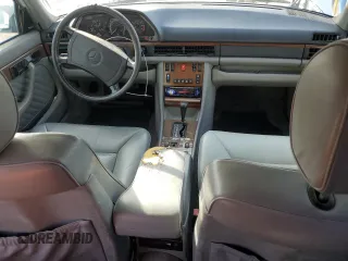 1989 Mercedes-Benz 420 with VIN WDBCA35E0KA488250, listed as a Copart auction lot 81564394 with 166,966 mi miles and Clean Title. Bid and sale history available at carsss.com. Image 8.