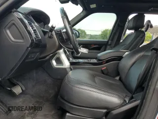 2019 Land Rover Range Rover z VIN SALGS2RE0KA542076, wystawiony jako Copart lot #60588925 z przebiegiem 69 038 mil mil oraz Szkoda całkowita • Salvage title. Historia ofert i sprzedaży dostępna na DreamBid. Obrazek 7.