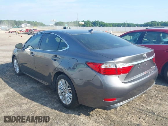 2013 Lexus ES 250 с VIN JTHBK1GG3D2040870, выставлен на аукционе IAAI как лот 42497562 с пробегом 89 929 миль миль и . История ставок и продаж доступна на DreamBid. Изображение 3.