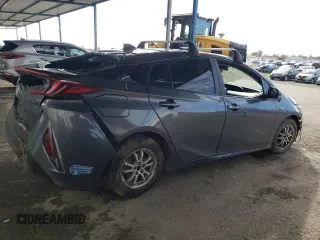 2021 Toyota Prius LE with VIN JTDKAMFP0M3182773, listed as a Copart auction lot 45600385 with 72,923 mi miles and Salvage Title. Bid and sale history available at DreamBid. Image 3.