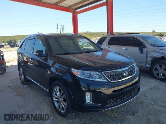 2015 Kia Sorento SX Limited with VIN 5XYKW4A74FG638961, listed as a IAAI auction lot 41763253 with 111,826 mi miles. Bid and sale history available at carsss.com. Image 1.