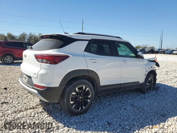 2021 Chevrolet TrailBlazer LT with VIN KL79MPSL9MB136520, listed as a Copart auction lot 48891395 with 66,691 mi miles and Salvage Title. Bid and sale history available at DreamBid. Image 3.