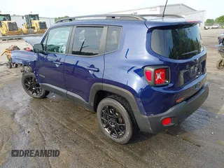 2020 Jeep Renegade Latitude with VIN ZACNJBBB1LPL35342, listed as a IAAI auction lot 42146630 with 40,669 mi miles and . Bid and sale history available at DreamBid. Image 3.