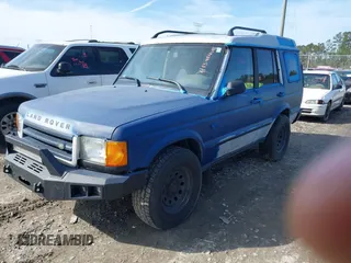 2002 Land Rover Discovery Cloth with VIN SALTY15462A765727, listed as a IAAI auction lot 41392404 with 141,132 mi miles and . Bid and sale history available at DreamBid. Image 2.