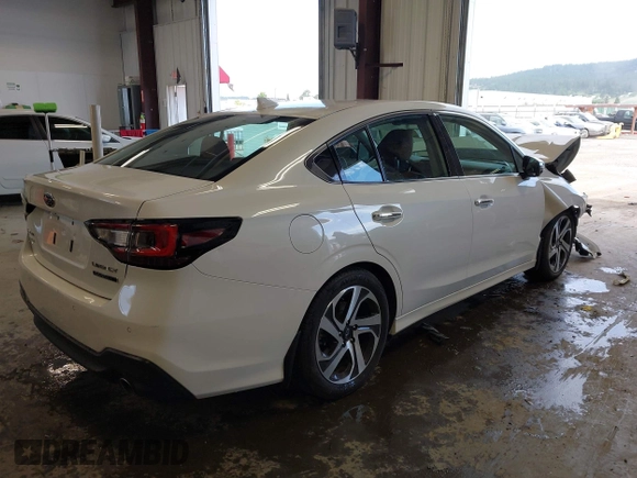 2022 Subaru Legacy Touring XT with VIN 4S3BWGP63N3003040, listed as a IAAI auction lot 42385080 with 25,199 mi miles and . Bid and sale history available at DreamBid. Image 4.