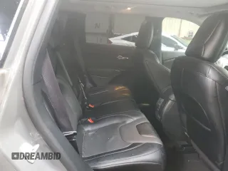 2022 Jeep Cherokee Latitude Lux z VIN 1C4PJMMX3ND543868, wystawiony jako Copart lot #58288885 z przebiegiem 27 975 mil mil oraz Nie do naprawy • Non repairable. Historia ofert i sprzedaży dostępna na DreamBid. Obrazek 11.