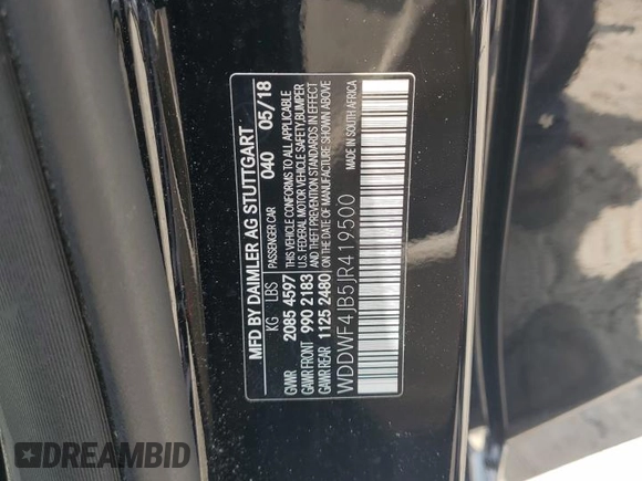 2018 Mercedes-Benz C 300 with VIN WDDWF4JB5JR419500, listed as a Copart auction lot 60235995 with 37,014 mi miles and Salvage title. Bid and sale history available at DreamBid. Image 12.
