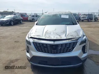 2020 Cadillac XT4 FWD Premium Luxury with VIN 1GYFZCR48LF037235, listed as a IAAI auction lot 41697080 with 88,211 mi miles and . Bid and sale history available at carsss.com. Image 6.