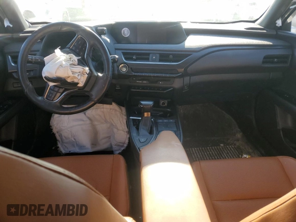 2020 Lexus UX 200 with VIN JTHP3JBH3L2025111, listed as a Copart auction lot 89348125 with 58,406 mi miles and Salvage title. Bid and sale history available at DreamBid. Image 8.