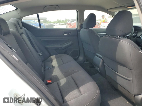 2021 Nissan Altima SV z VIN 1N4BL4DV5MN390976, wystawiony jako Copart lot #57101885 z przebiegiem 93 730 mil mil oraz Szkoda całkowita • Salvage title. Historia ofert i sprzedaży dostępna na DreamBid. Obrazek 10.