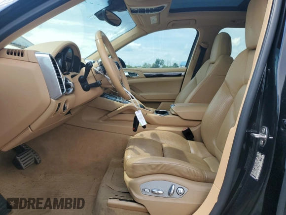 2017 Porsche Cayenne S E-Hybrid with VIN WP1AE2A27HLA70895, listed as a Copart auction lot 62656685 with 93,708 mi miles and Salvage title. Bid and sale history available at DreamBid. Image 7.