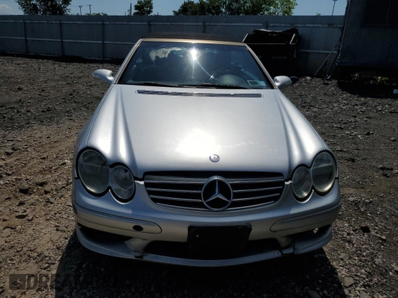 2004 Mercedes-Benz CLK 55 AMG with VIN WDBTK76G14T011421, listed as a Copart auction lot 65686025 with 135,399 mi miles and Salvage title. Bid and sale history available at DreamBid. Image 5.