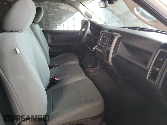 2016 Ram 1500 Tradesman z VIN 3C6JR6DGXGG172019, wystawiony jako Copart lot #81685804 z przebiegiem 132 928 mil mil oraz Szkoda całkowita • Salvage title. Historia ofert i sprzedaży dostępna na DreamBid. Obrazek 10.