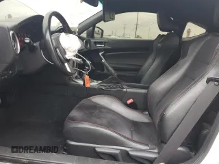 2013 Subaru BRZ Limited с VIN JF1ZCAC19D1613717, выставлен на аукционе Copart как лот 55615665 с пробегом 102 491 миль миль и Списание • Salvage title. История ставок и продаж доступна на DreamBid. Изображение 7.