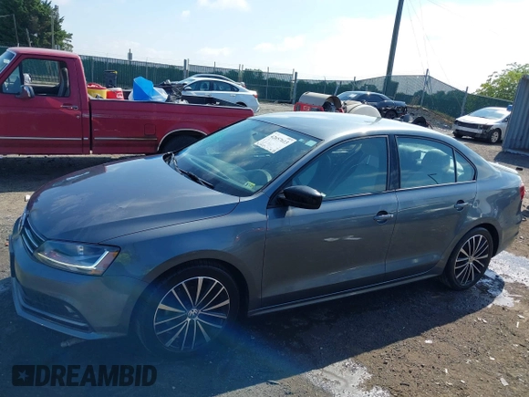2017 Volkswagen Jetta Sport z VIN 3VWD17AJ6HM284934, wystawiony jako IAAI lot #42657613 z przebiegiem 85 929 mil mil oraz . Historia ofert i sprzedaży dostępna na DreamBid. Obrazek 15.