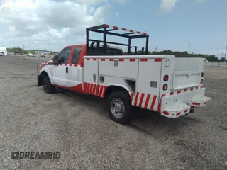 2016 Ford F-250 XL с VIN 1FD7X2B69GEC87418, выставлен на аукционе IAAI как лот 42014958 с пробегом 403 970 миль миль и . История ставок и продаж доступна на DreamBid. Изображение 3.