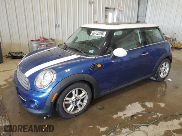 2013 MINI Hardtop with VIN WMWSU3C53DT681665, listed as a Copart auction lot 60752355 with 104,874 mi miles and Salvage title. Bid and sale history available at DreamBid. Image 1.