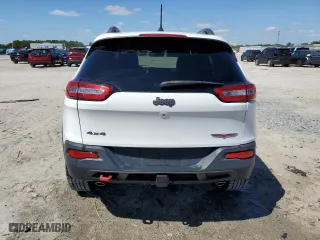 2016 Jeep Cherokee Trailhawk with VIN 1C4PJMBS5GW246289, listed as a Copart auction lot 52112995 with 69,813 mi miles and Salvage Title. Bid and sale history available at carsss.com. Image 6.
