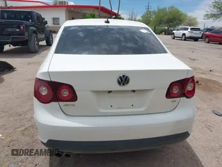 2008 Volkswagen Jetta SE z VIN 3VWRM71K38M176776, wystawiony jako IAAI lot #42244339 z przebiegiem 183 673 mil mil oraz . Historia ofert i sprzedaży dostępna na DreamBid. Obrazek 15.