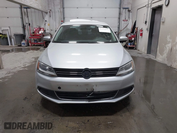 2013 Volkswagen Jetta SE with VIN 3VWDP7AJ9DM428243, listed as a IAAI auction lot 41958029 with 87,761 mi miles and . Bid and sale history available at DreamBid. Image 12.