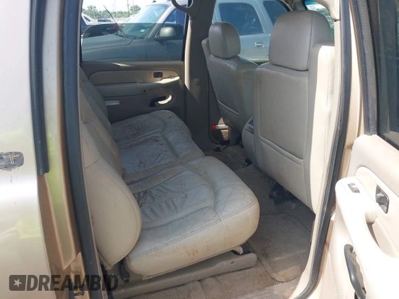 2001 Chevrolet Suburban LS z VIN 3GNEC16T21G214738, wystawiony jako IAAI lot #42433747 z przebiegiem Nie podano mil oraz . Historia ofert i sprzedaży dostępna na DreamBid. Obrazek 8.