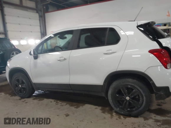 2020 Chevrolet Trax LS with VIN KL7CJNSB9LB084167, listed as a IAAI auction lot 41534378 with 63,612 mi miles. Bid and sale history available at carsss.com. Image 14.