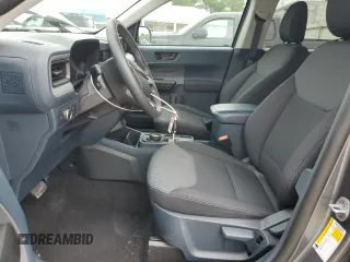 2022 Ford Maverick XL z VIN 3FTTW8E90NRA71644, wystawiony jako Copart lot #59330085 z przebiegiem 26 690 mil mil oraz Szkoda całkowita • Salvage title. Historia ofert i sprzedaży dostępna na DreamBid. Obrazek 7.