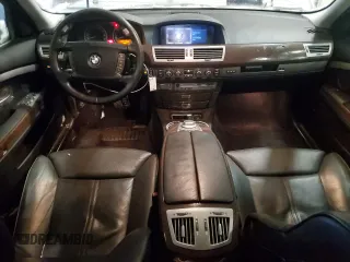 2006 BMW 7 Series 750Li with VIN WBAHN83566DT63105, listed as a Copart auction lot 44746675 with 139,071 mi miles and Non Repairable. Bid and sale history available at DreamBid. Image 8.