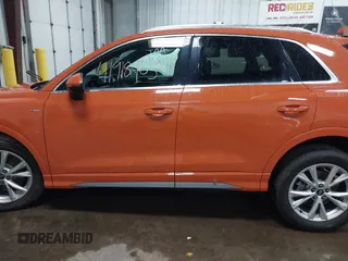 2023 Audi Q3 S line Premium z VIN WA1DECF3XP1112714, wystawiony jako IAAI lot #41918405 z przebiegiem 30 969 mil mil oraz . Historia ofert i sprzedaży dostępna na DreamBid. Obrazek 15.