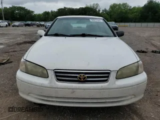 2001 Toyota Camry CE z VIN JT2BG22KX10564294, wystawiony jako Copart lot #53317505 z przebiegiem 227 358 mil mil oraz Szkoda całkowita • Salvage title. Historia ofert i sprzedaży dostępna na DreamBid. Obrazek 5.