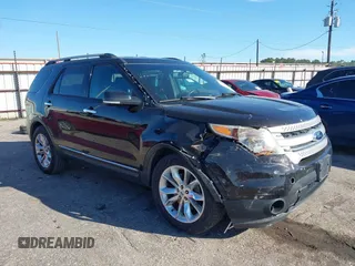 2014 Ford Explorer XLT with VIN 1FM5K7D80EGB36115, listed as a IAAI auction lot 41676275 with 124,134 mi miles. Bid and sale history available at carsss.com. Image 1.