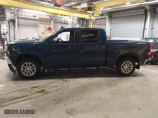 2019 Chevrolet Silverado 1500 LT with VIN 1GCUYDED9KZ121072, listed as a IAAI auction lot 41391898 with 94,456 mi miles. Bid and sale history available at carsss.com. Image 15.