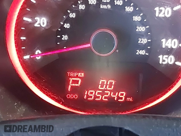 2012 Kia Sorento SX with VIN 5XYKW4A2XCG209369, listed as a IAAI auction lot 41693091 with 195,249 mi miles. Bid and sale history available at carsss.com. Image 15.