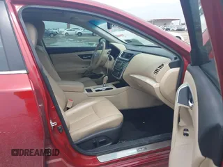 2016 Nissan Altima SR z VIN 1N4AL3AP6GC283950, wystawiony jako IAAI lot #41953970 z przebiegiem 105 721 mil mil oraz . Historia ofert i sprzedaży dostępna na DreamBid. Obrazek 5.