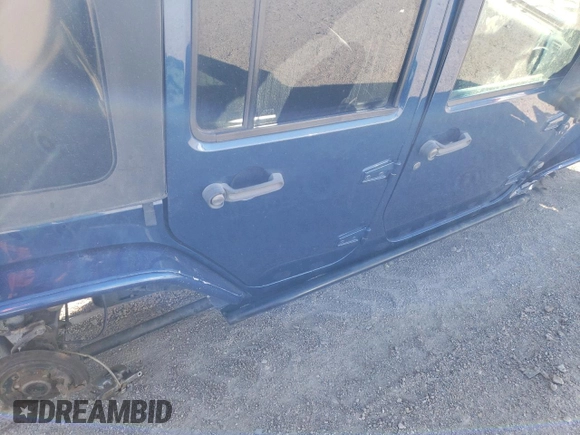 2010 Jeep Wrangler Unlimited Rubicon with VIN 1J4BA6H11AL154703, listed as a Copart auction lot 48301865 with 110,762 mi miles and Non repairable. Bid and sale history available at DreamBid. Image 10.