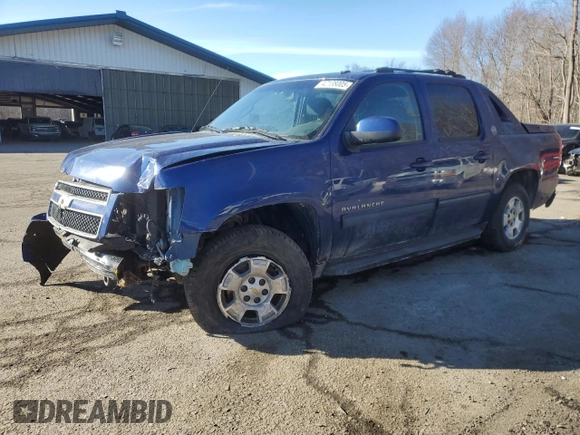 2013 Chevrolet Avalanche LS with VIN 3GNTKEE72DG221442, listed as a Copart auction lot 42138005 with 242,221 mi miles and Salvage Title. Bid and sale history available at carsss.com. Image 1.