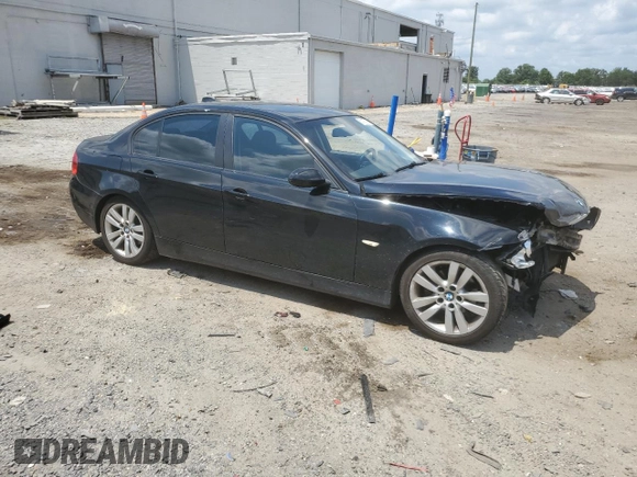 2007 BMW 3 Series 328i z VIN WBAVC53567FZ70196, wystawiony jako Copart lot #63136915 z przebiegiem 118 578 mil mil oraz Czysty tytuł • Clean title. Historia ofert i sprzedaży dostępna na DreamBid. Obrazek 4.