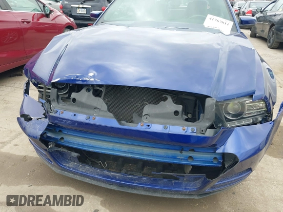 2014 Ford Mustang V6 with VIN 1ZVBP8EM4E5309119, listed as a IAAI auction lot 41767811 with 75,602 mi miles. Bid and sale history available at carsss.com. Image 6.